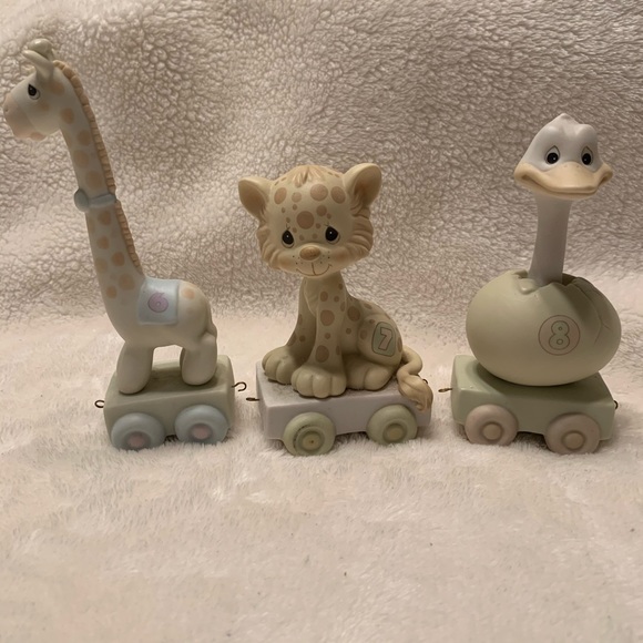 Precious Moments Birthday Series Collectables - Picture 5 of 6